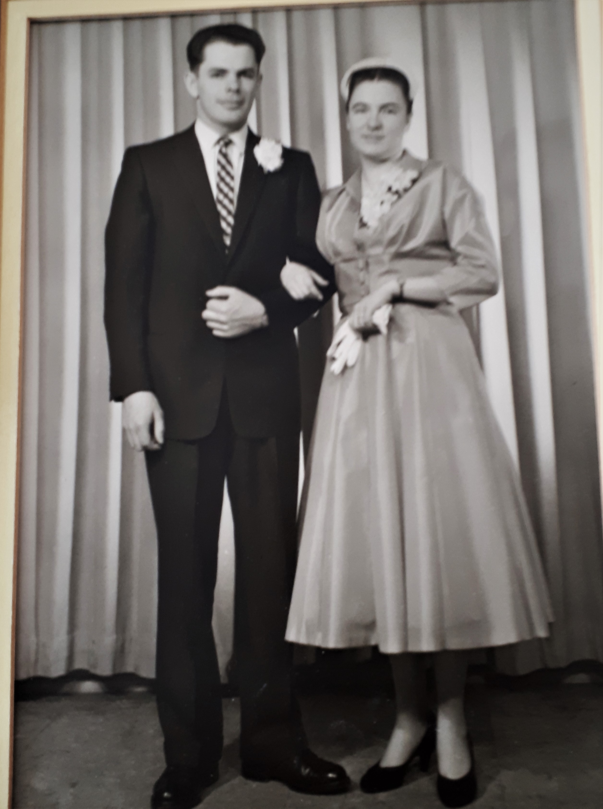pictures/FLORENCE & FRANK RICHARDS/Couples/Urbane and Joan Richards.jpg